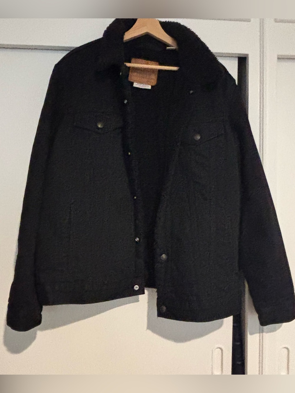 Levi’s Black Sherpa Jacket Size XL